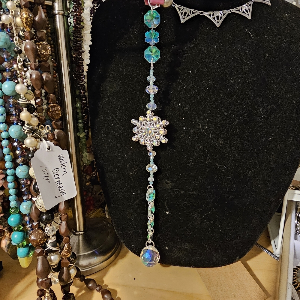 Handmade snowflake glass and AB crystal suncatcher - Picture 2 of 5